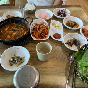 배가네 멸치쌈밥 사진