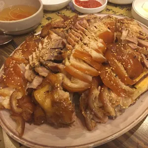 명품원조한방왕족발 사진