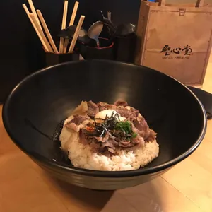 긴자 료코  사진