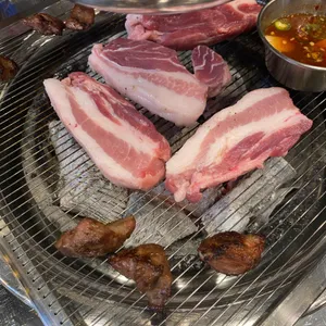 돼지싸다구 사진