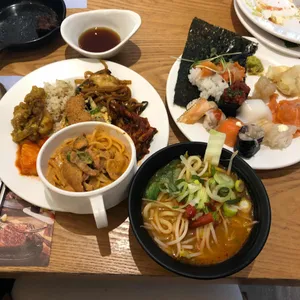 애슐리퀸즈 사진