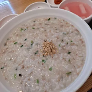 본죽 사진
