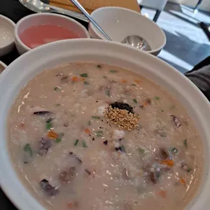 본죽 사진