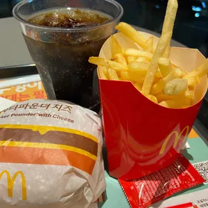 맥도날드 리뷰 사진