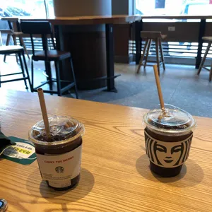 스타벅스 리뷰 사진