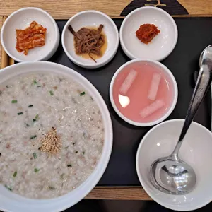 본죽 사진