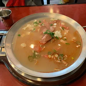 놀부부대찌개 사진 2