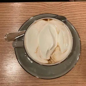밀로 커피 사진