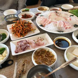 뉴황금어장횟집 사진