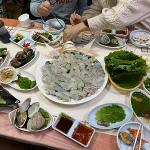 먹고보자호남횟집 사진