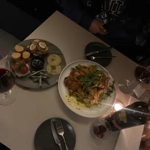 타펠룬데 서울 리뷰 사진