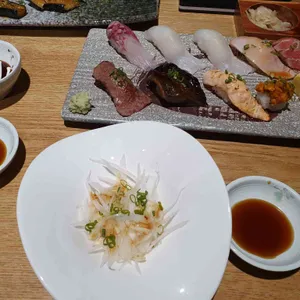 테츠야 스시 사진