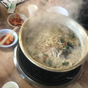 행운조개구이칼국수 리뷰 사진