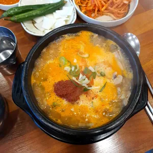 마포소문난족발 사진
