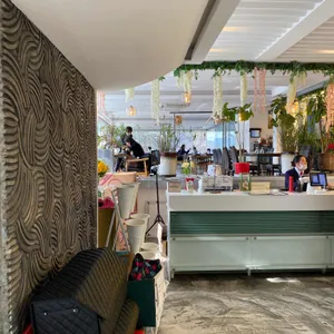 아델라베일리 리뷰 사진