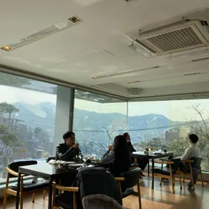 아델라베일리 리뷰 사진