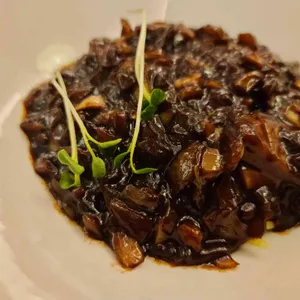 메이탄 리뷰 사진