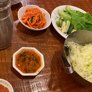 오목집 사진