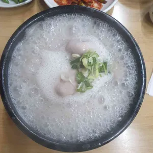 고전 한방 삼계탕 사진