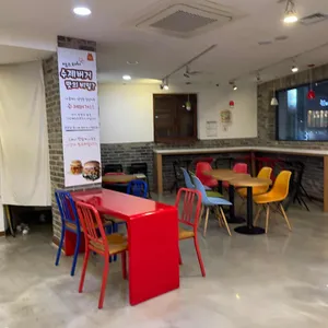 맘스터치 대표 사진