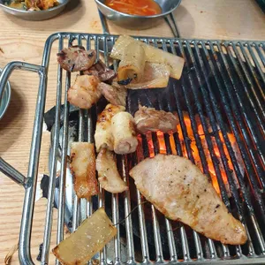 봉일천돼지부속 리뷰 사진