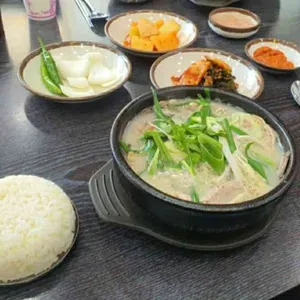 서당골 토종순대국 사진
