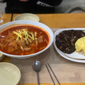 백년가 짬뽕 사진