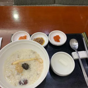 본죽 사진