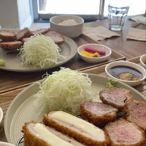 카츠토랑 사진