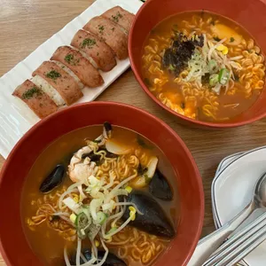 틈새라면 사진