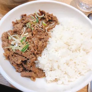 명동전가 사진