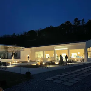 담화 리뷰 사진