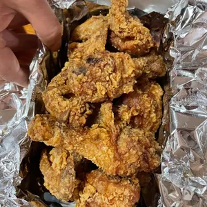 필바든치킨 사진