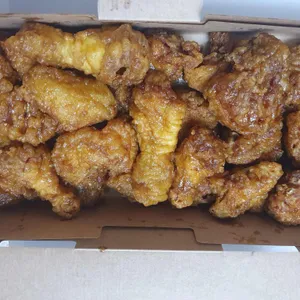 교촌치킨 사진