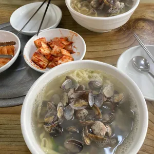 옛날바지락손칼국수 사진