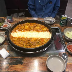 고수닭갈비 사진
