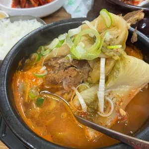 토박이감자탕 사진