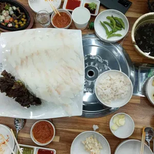 탐나종합어시장 사진