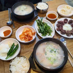 풍성돼지국밥 사진
