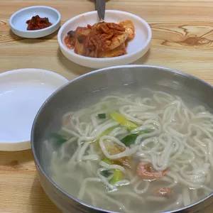 못난이네호호칼국수 사진