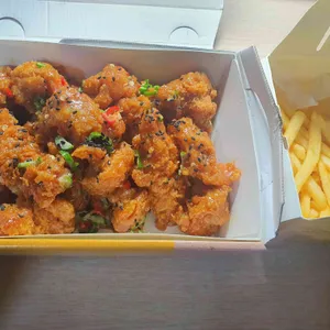 자담치킨 사진