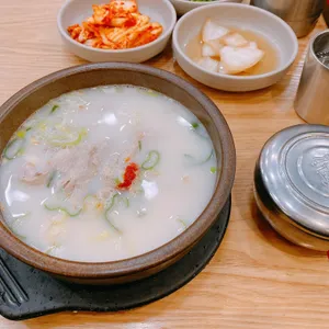 더진국수육국밥 사진