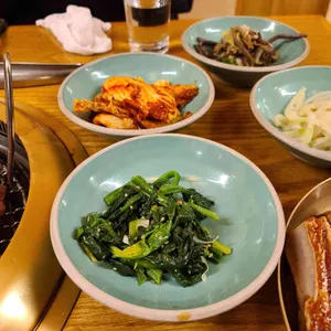 특우정 사진