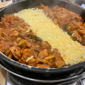 장인닭갈비 사진