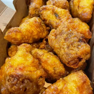 교촌치킨 사진