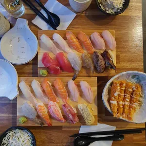 신비초밥 사진