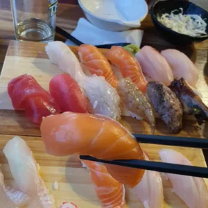 신비초밥 사진