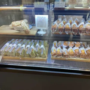 빽다방 빵연구소 리뷰 사진