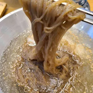 육쌈냉면 사진