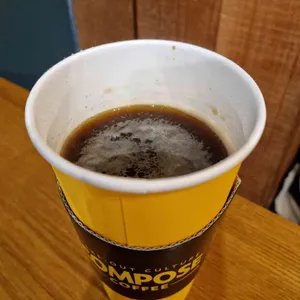 컴포즈커피 사진
